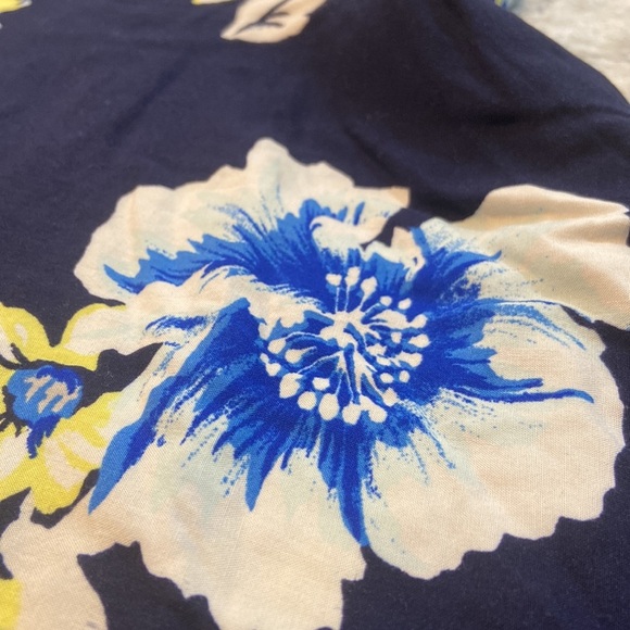 Old Navy | NWOT Floral Sundress Adjustable Straps in Navy Blue Size Medium - Picture 3 of 12